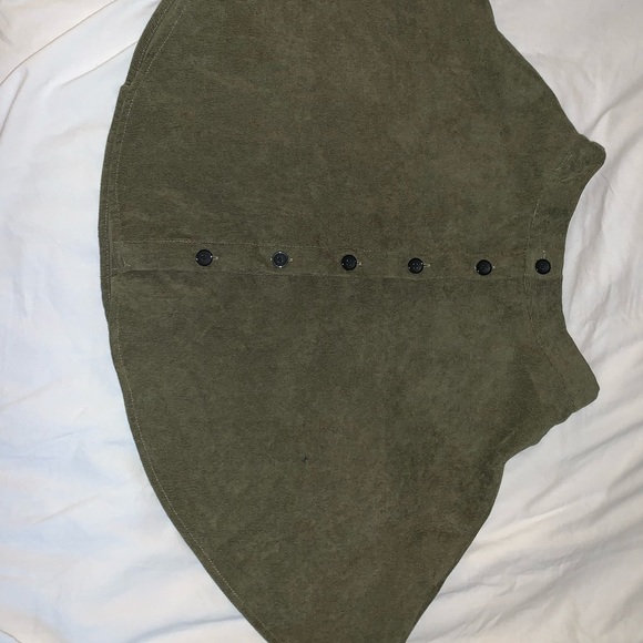 Army Green Button Up Skirt - Picture 2 of 3